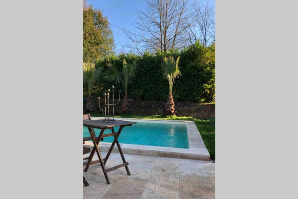 Cottage Normand Avec Sa Grande Piscine Chauffee Toute L Annee Sur Parc Arbore Et Clos En Plein Coeur De La Campagne Adapte Aux Kids Et Dog Friendly Saint-Antonin-de-Sommaire Zewnętrze zdjęcie